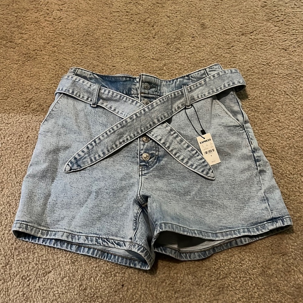 Express MIDI Shorts Size 8